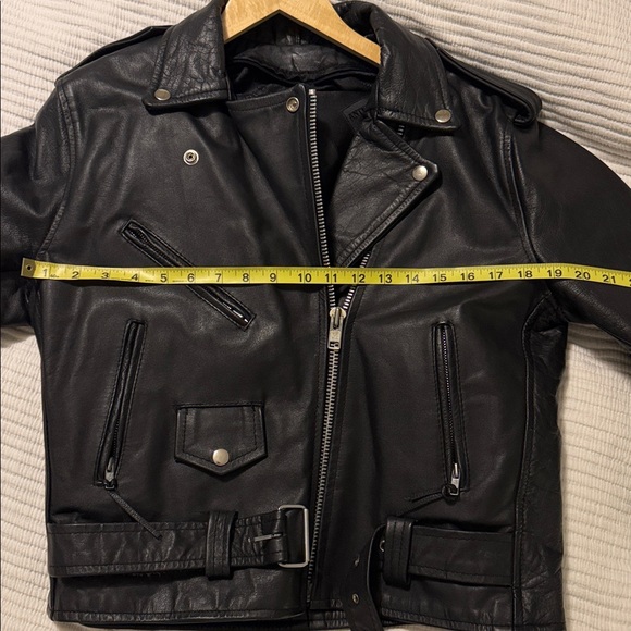 Authentic Black leather biker jacket - Picture 8 of 8